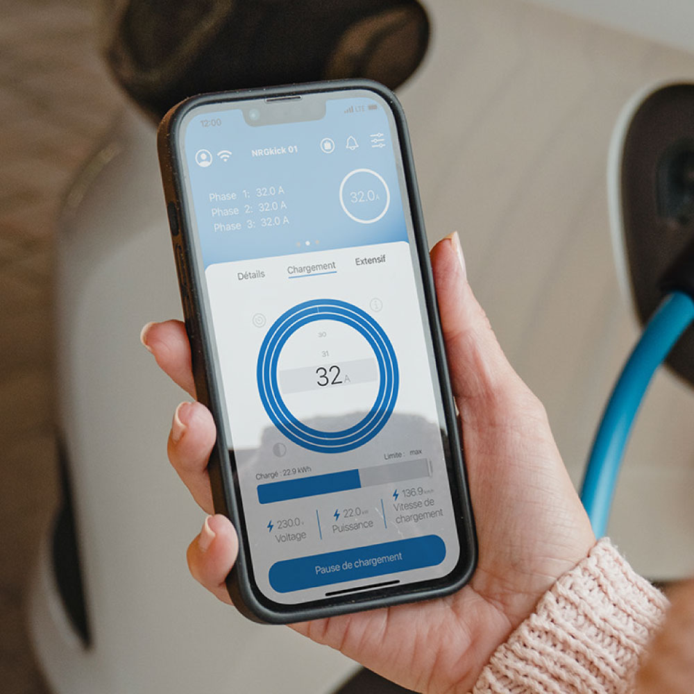 La NRGkick 32A mobile Wallbox est contrôlée par l'application NRGkick.