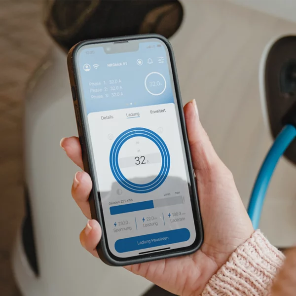 NRGkick 32A mobile Wallbox wird mit der NRGkick App gesteuert.